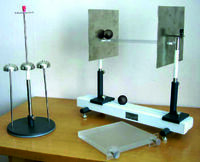 Демонстрационная установка «Конденсатор универсальный раздвижной»  - fgospostavki.ru - Сергиев Посад